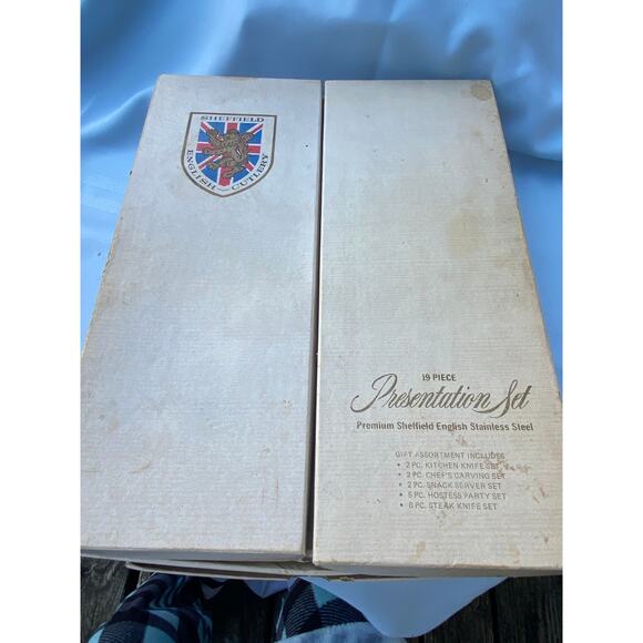 VTG Sheffield English Cutlery Presentation Set 14 of 19 Pcs one knife w no leafs - Picture 15 of 16